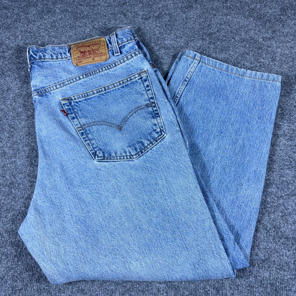 Levis 550‎ Relaxed Fit Tapered Leg Light Wash Denim Jeans Mens 38x30 USA Made